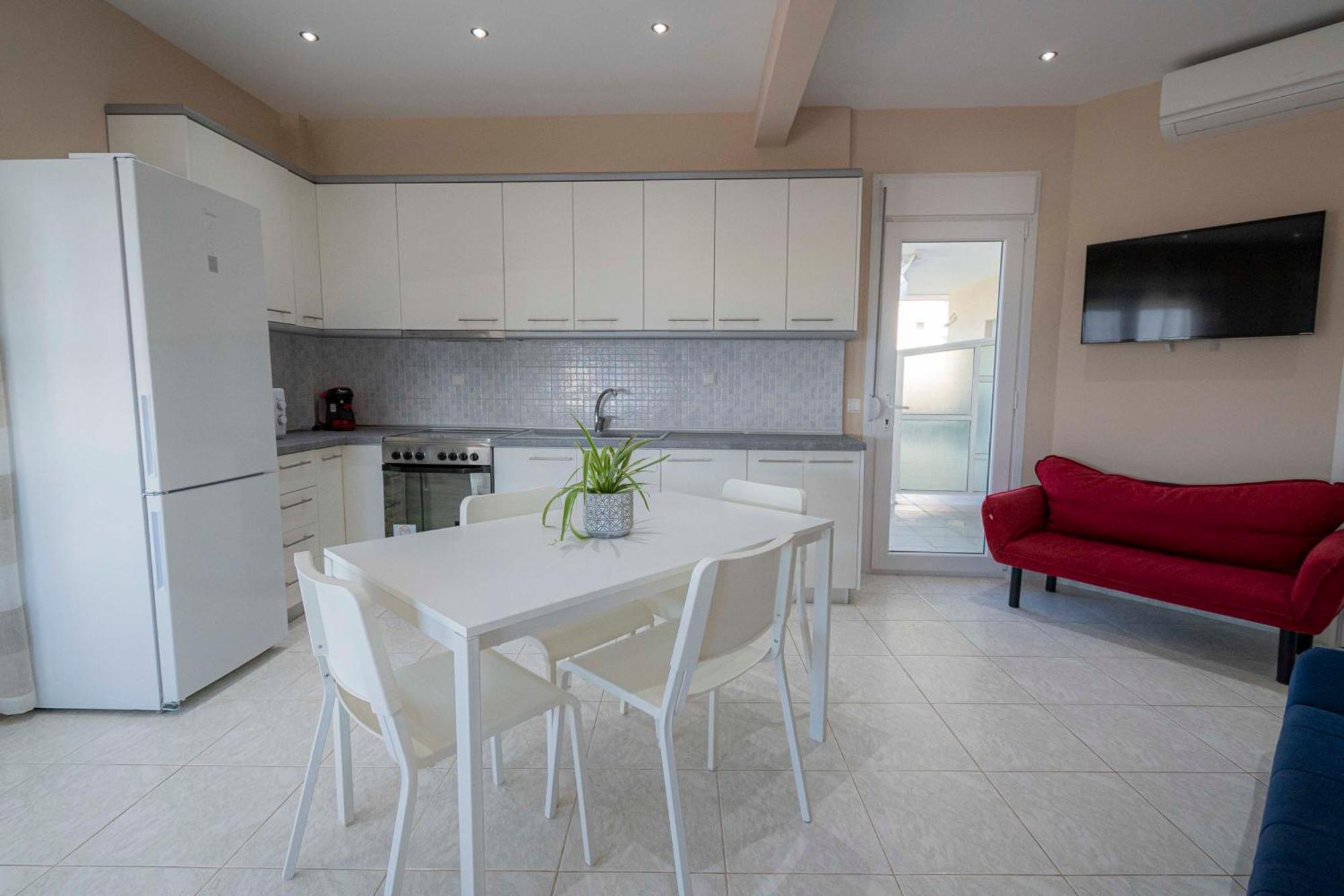 Sabbia Apartments Seafront By Rentalspro Services - Nea Moudania Halkidiki エクステリア 写真